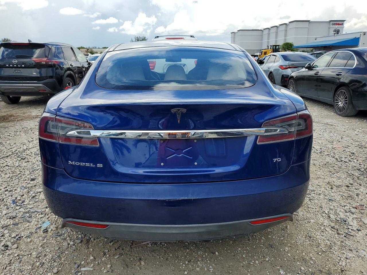 2016 TESLA MODEL S