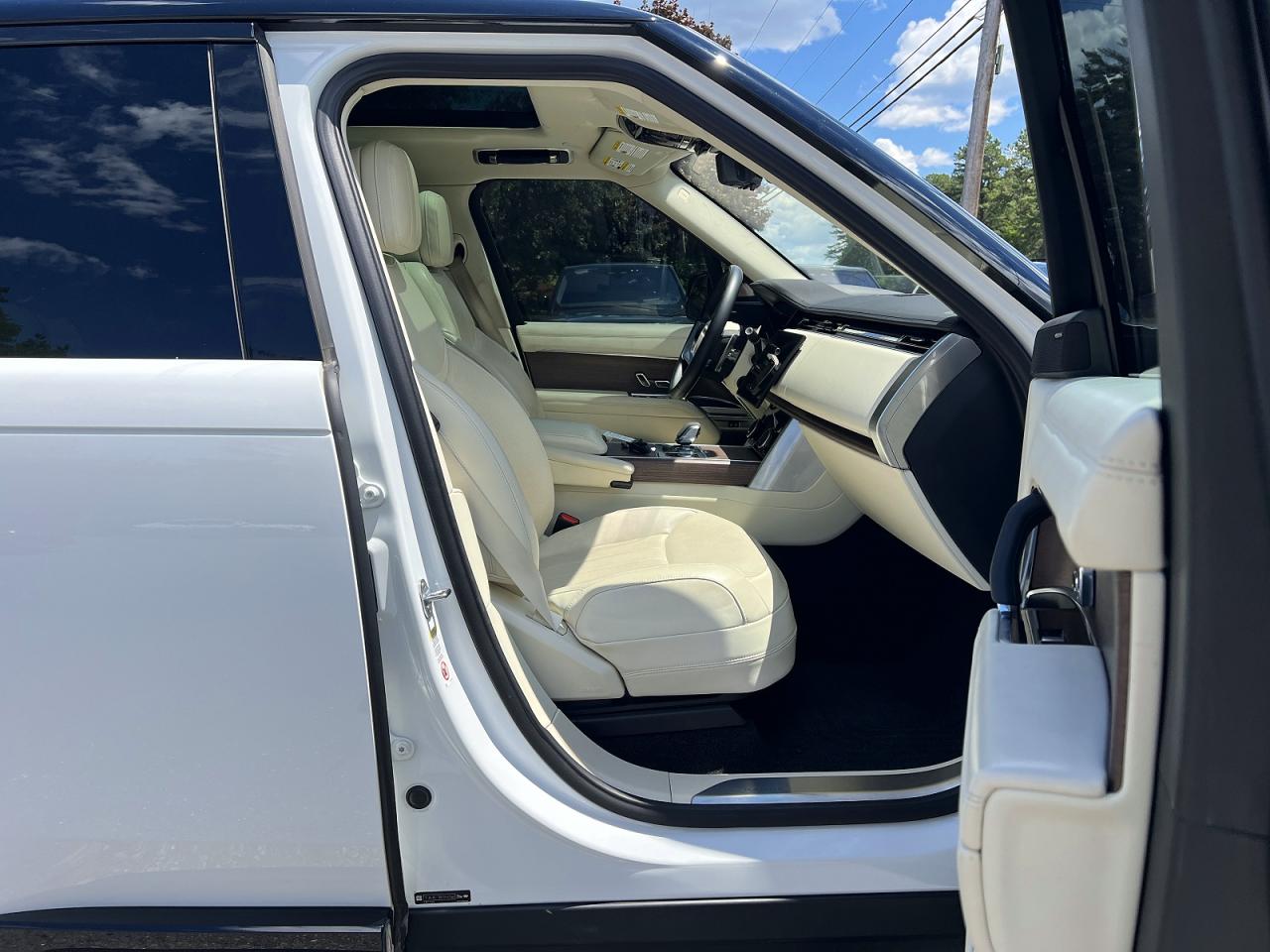 2023 LAND ROVER RANGEROVER