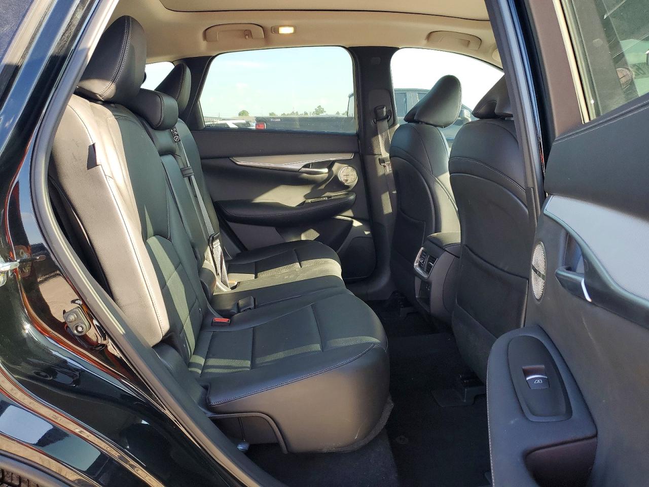 2022 INFINITI QX50