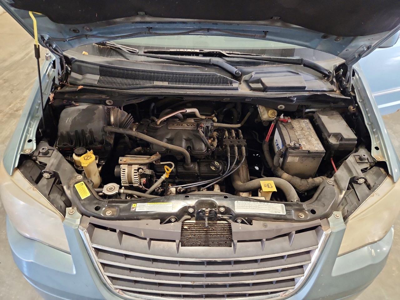 2009 CHRYSLER MINIVAN