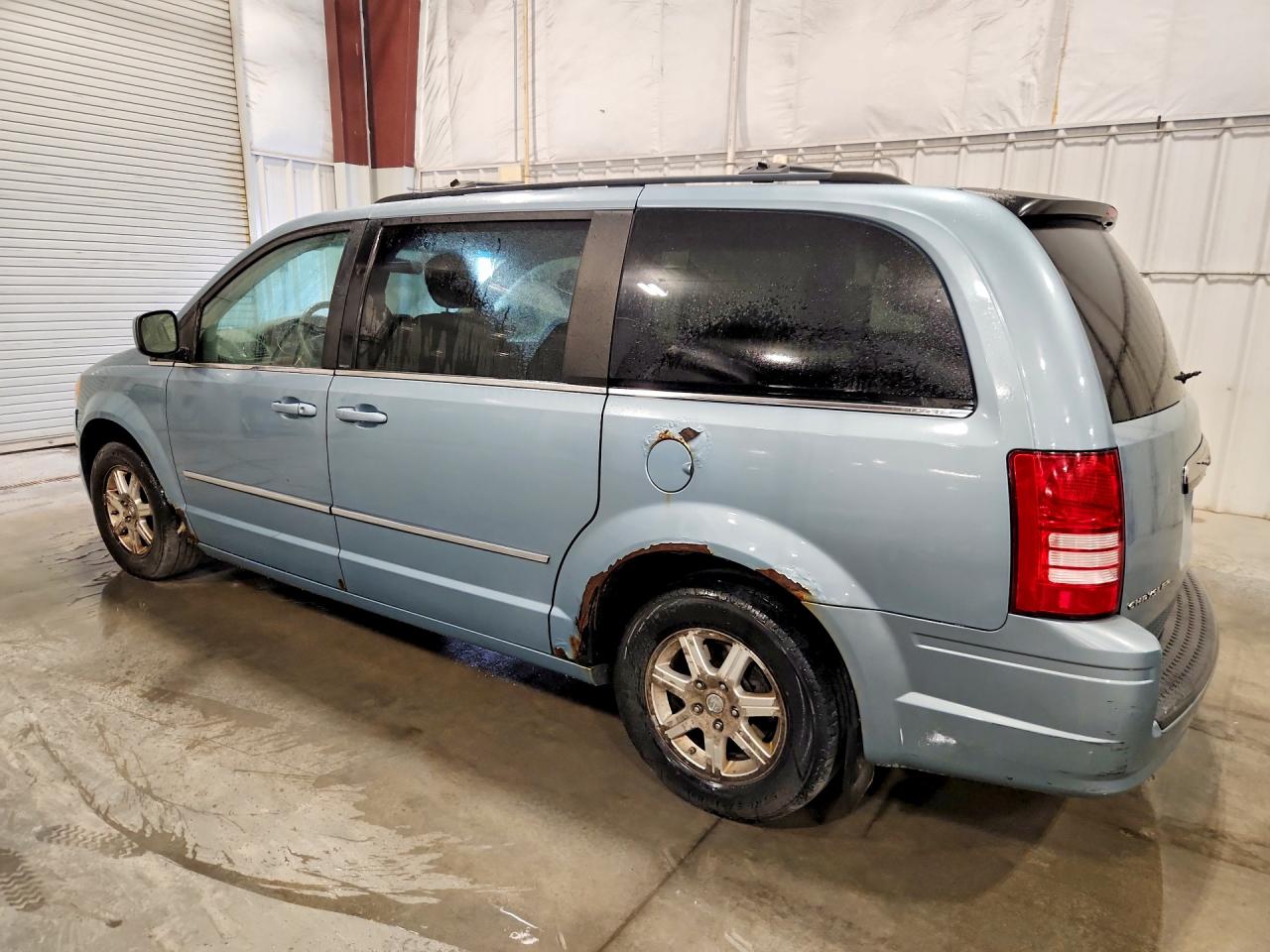 2009 CHRYSLER MINIVAN
