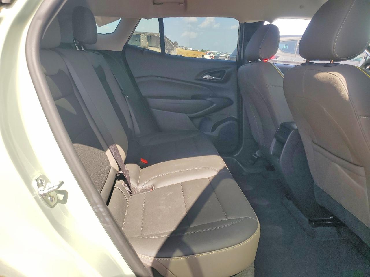 2025 CHEVROLET TRAX