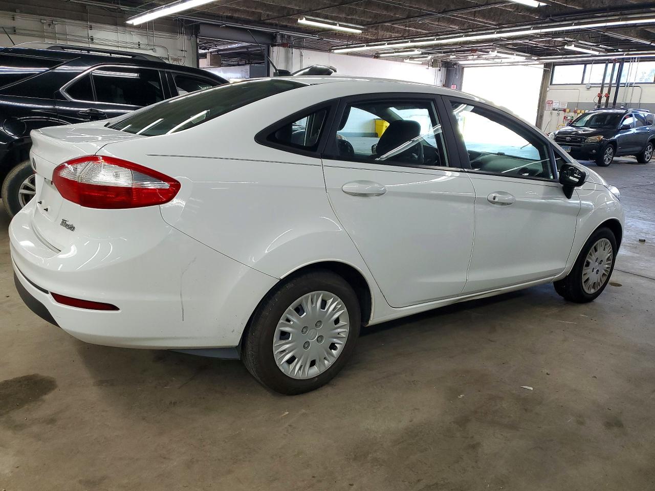 2015 FORD FIESTA