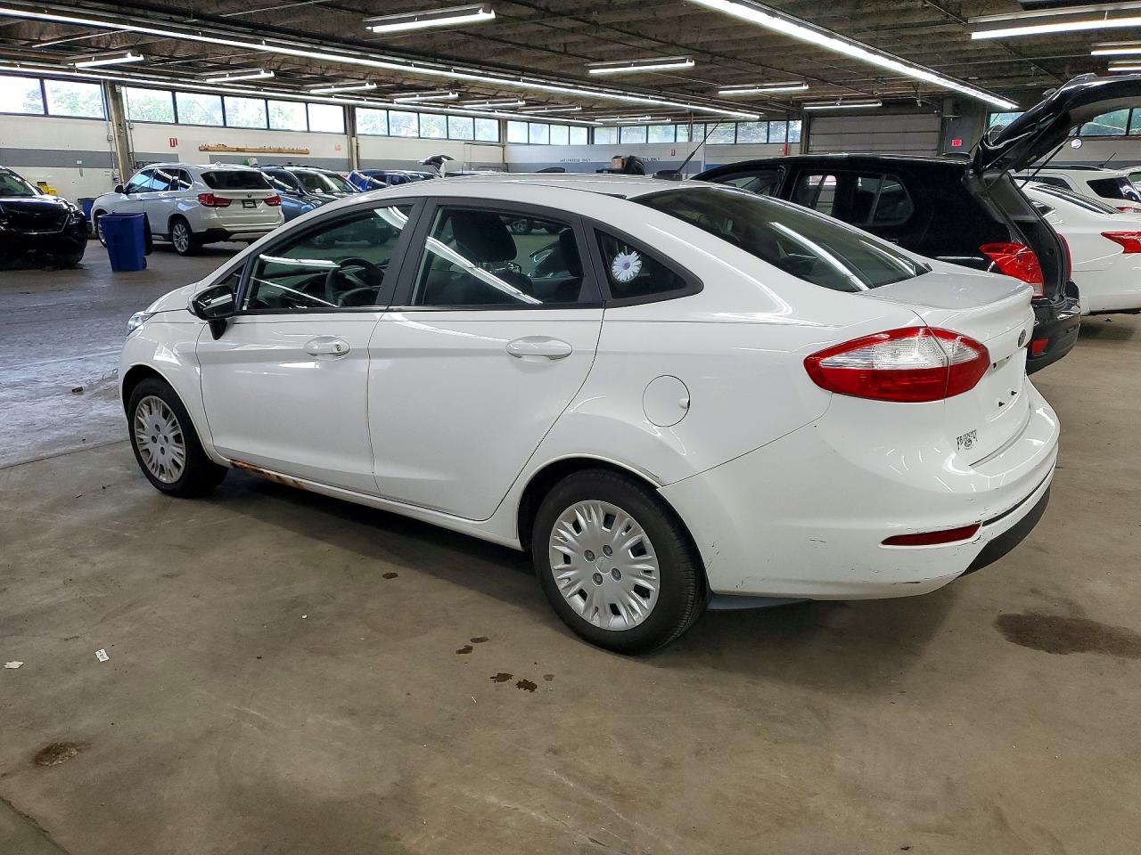 2015 FORD FIESTA