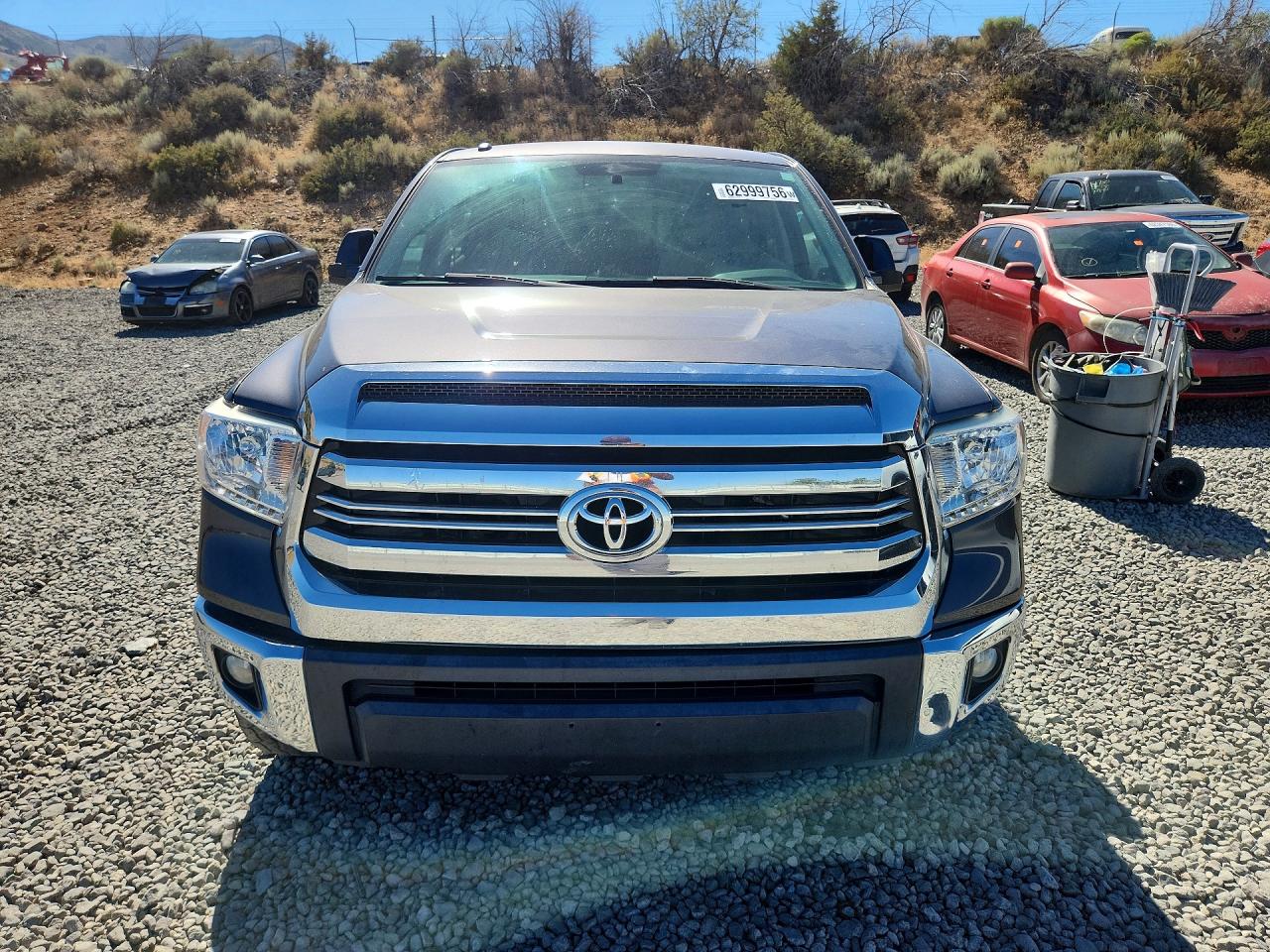 2016 TOYOTA TUNDRA