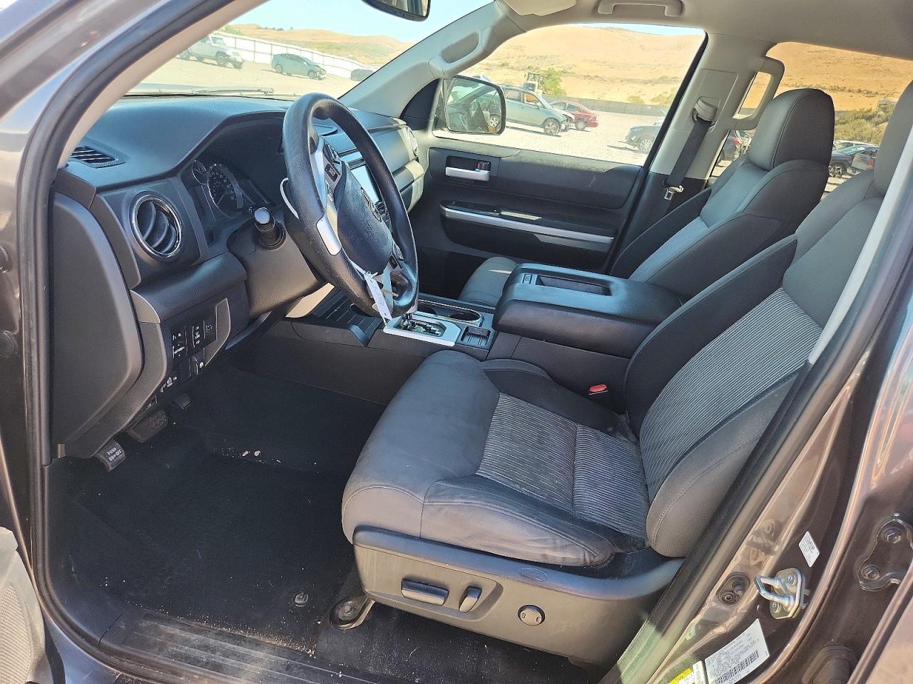 2016 TOYOTA TUNDRA