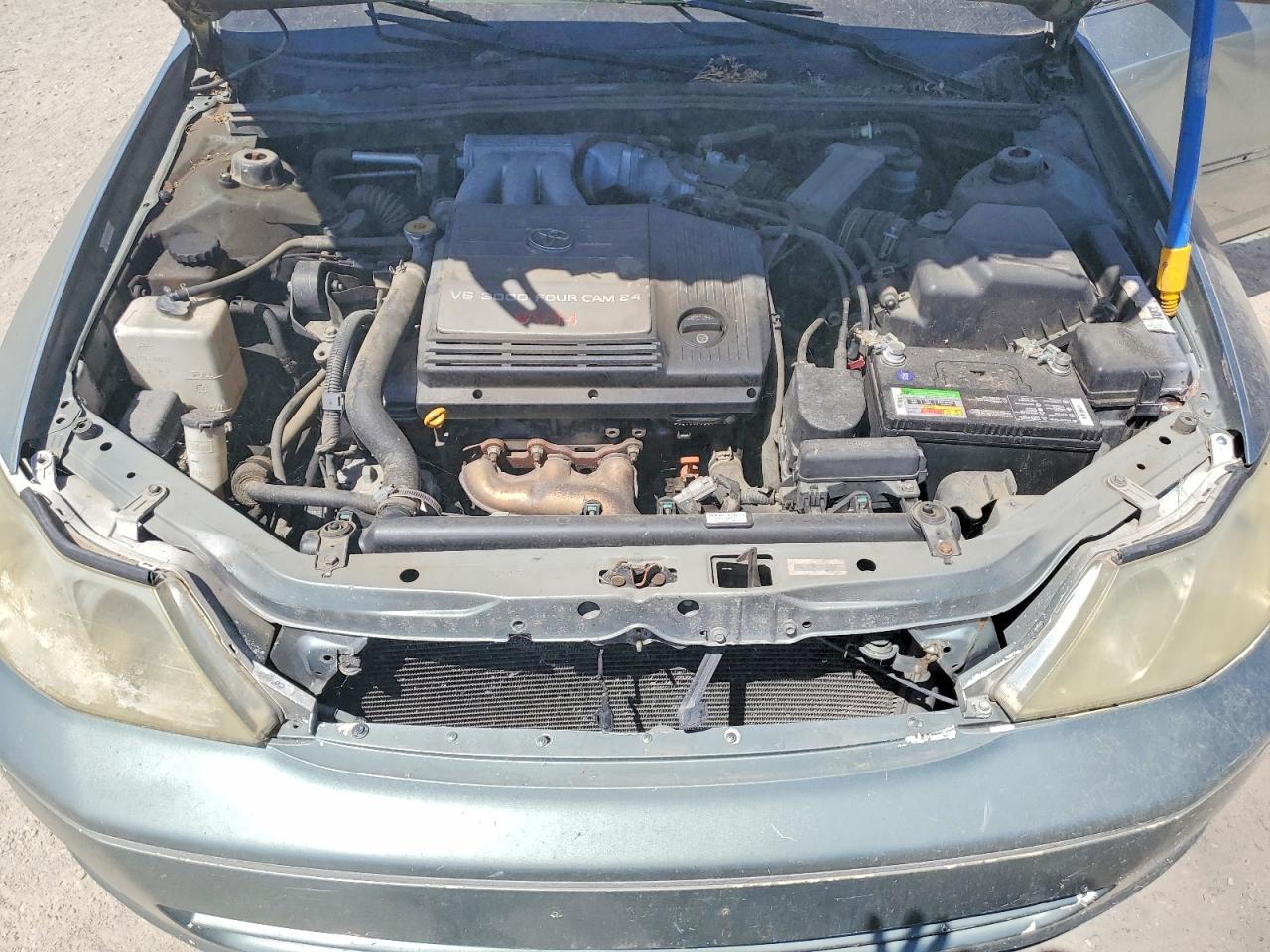 2002 TOYOTA AVALON