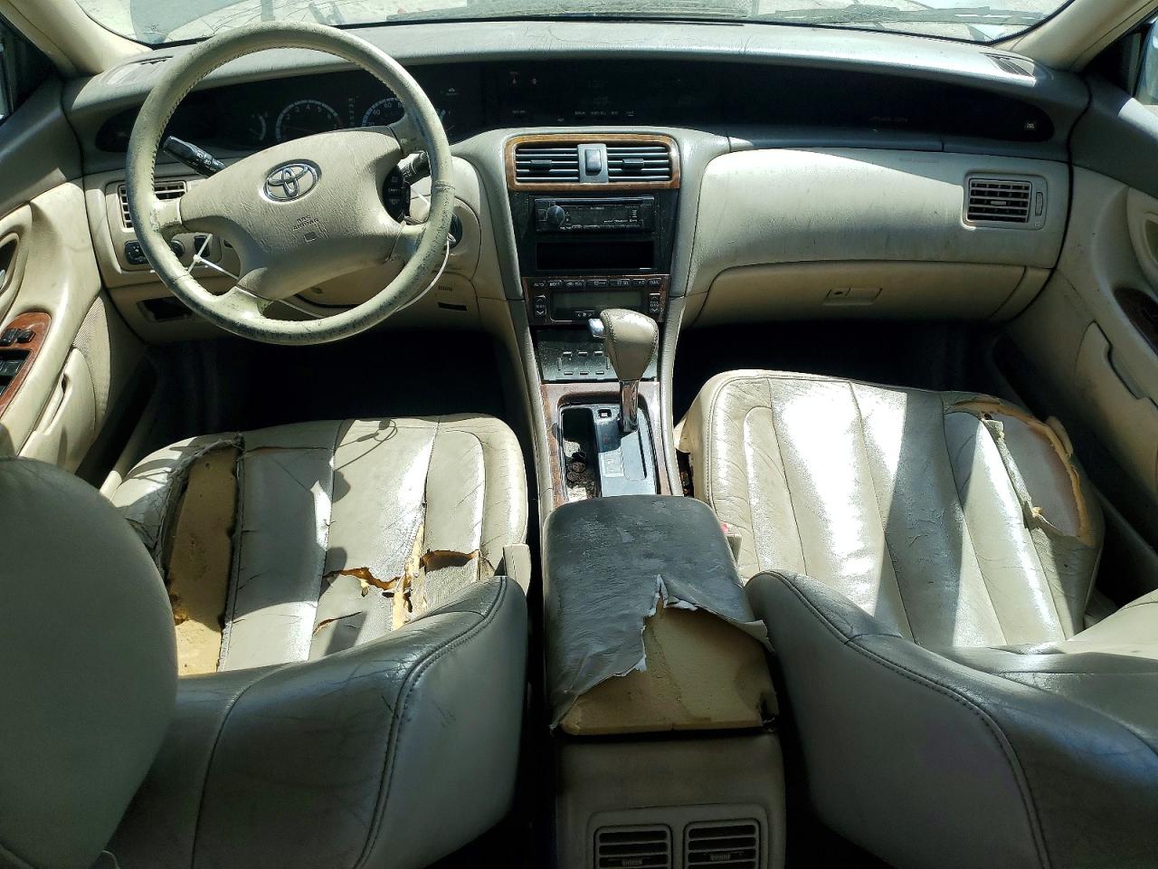 2002 TOYOTA AVALON