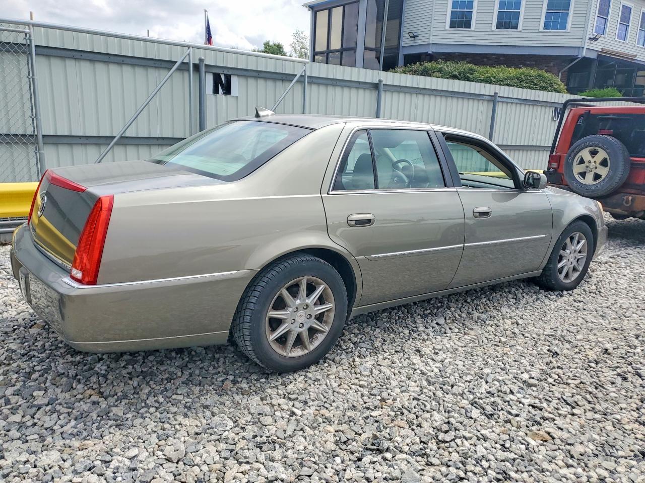 2011 CADILLAC DTS