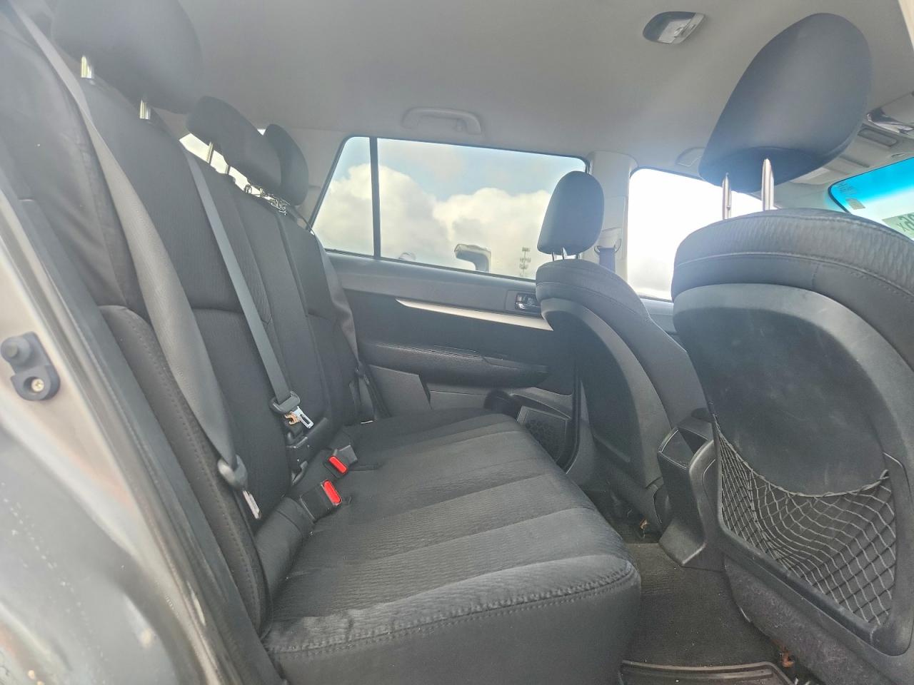 2011 SUBARU OUTBACK