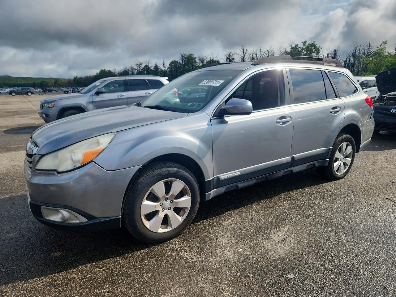 2011 SUBARU OUTBACK