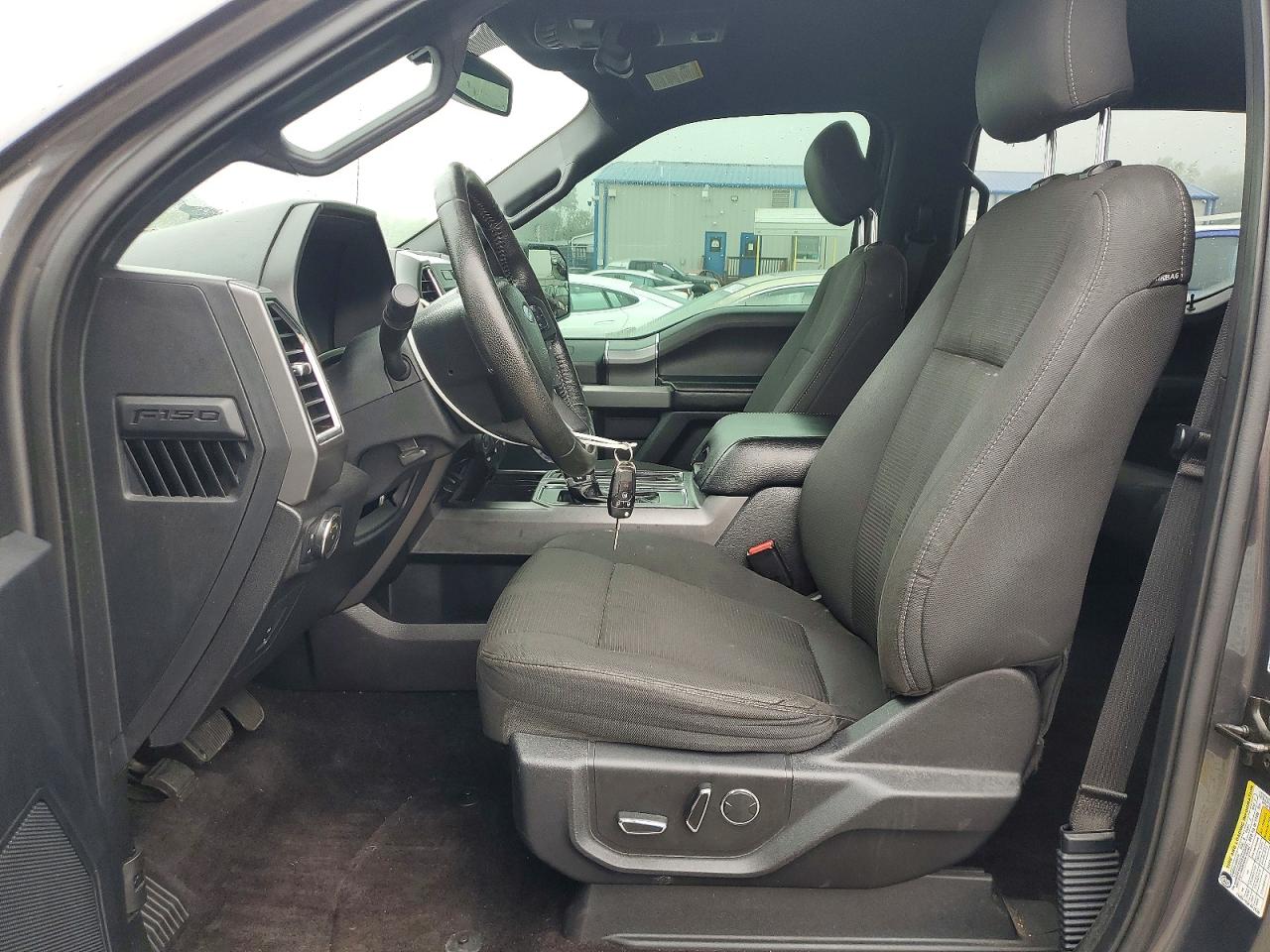 2016 FORD F150