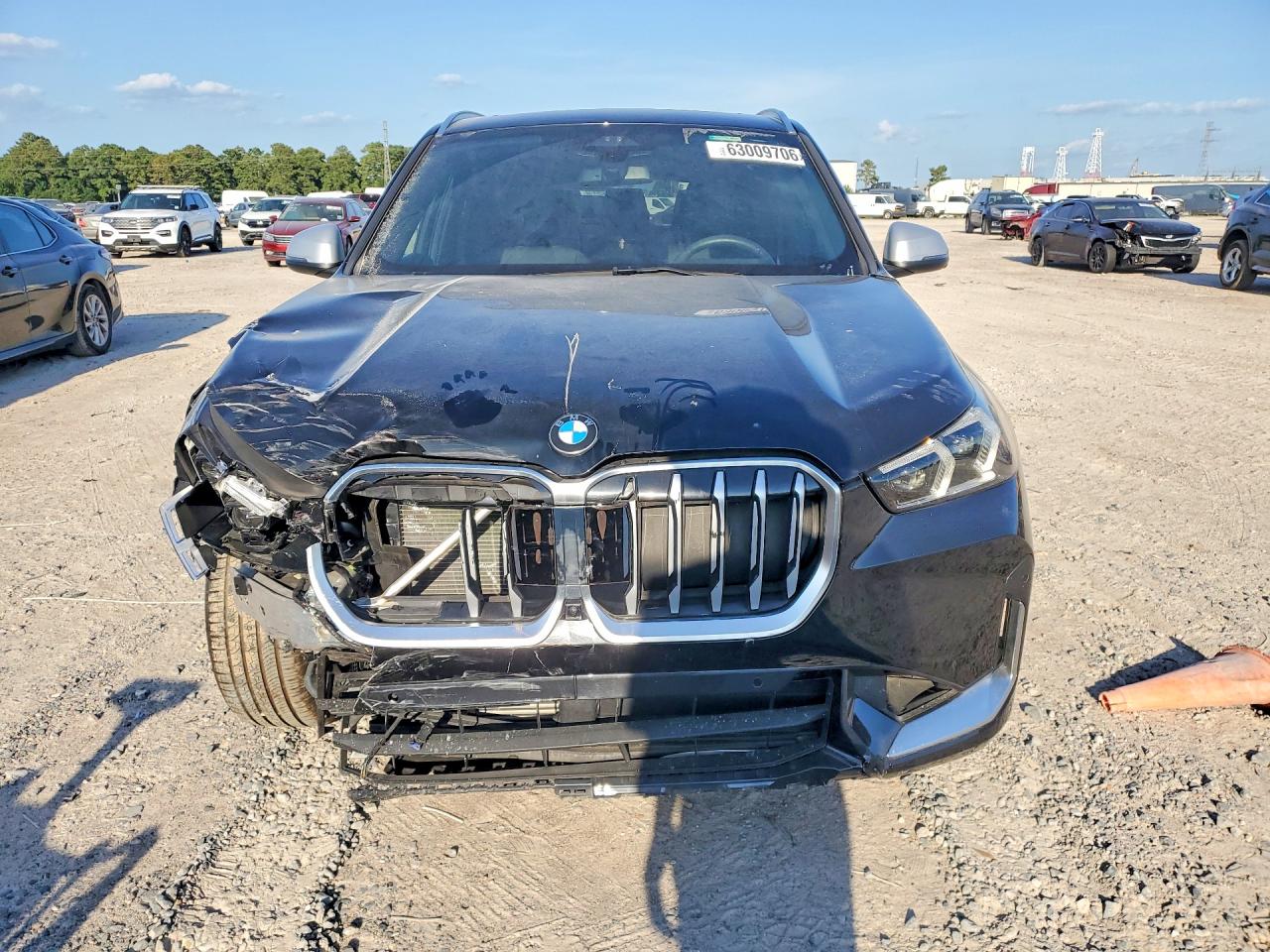 2024 BMW X1