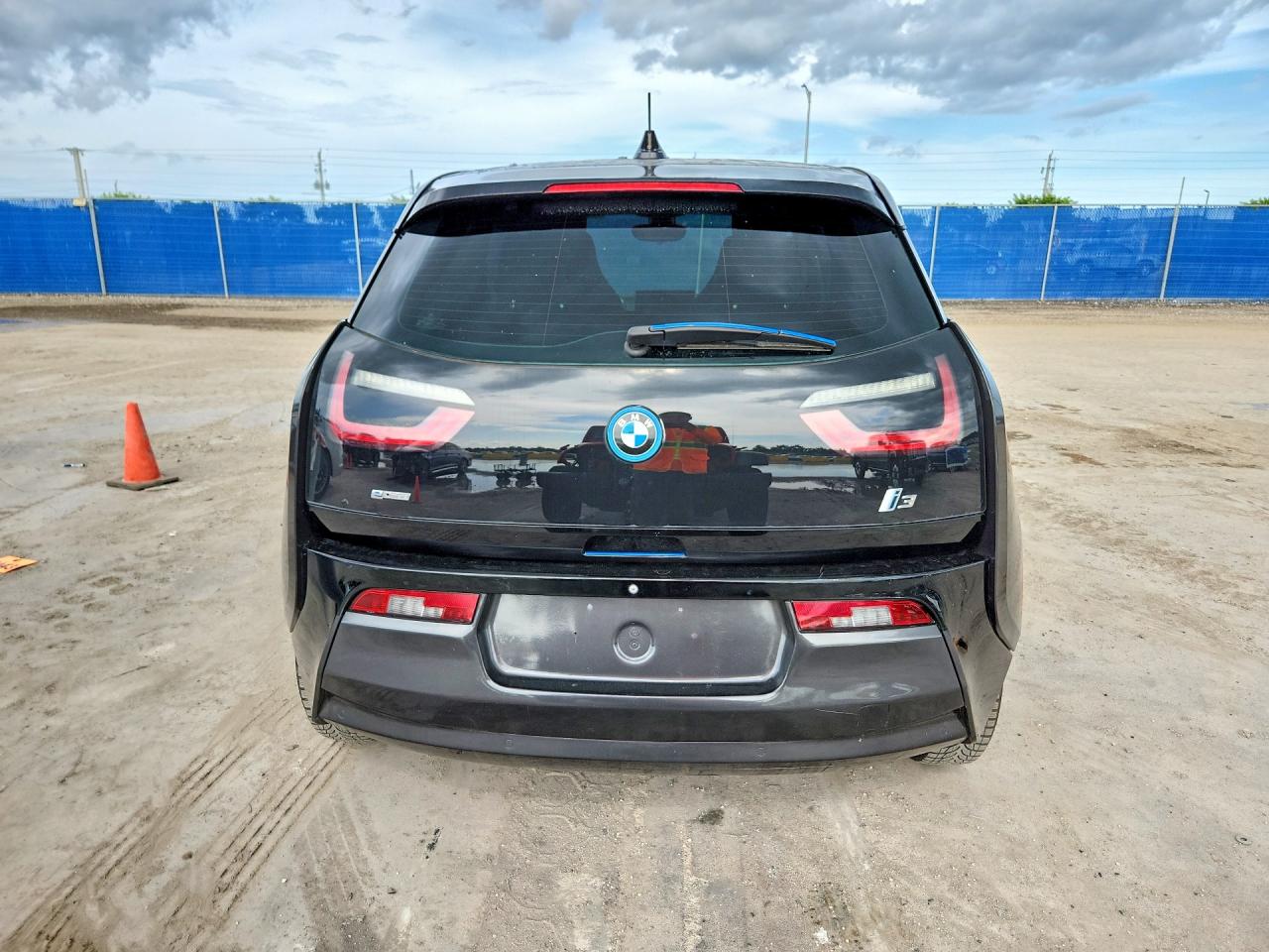 2014 BMW I SERIES