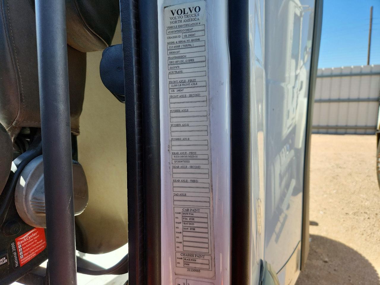 2022 VOLVO VN
