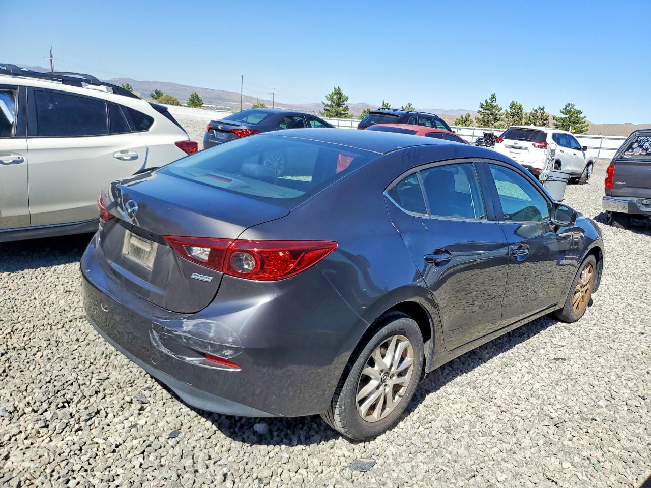 2017 MAZDA 3