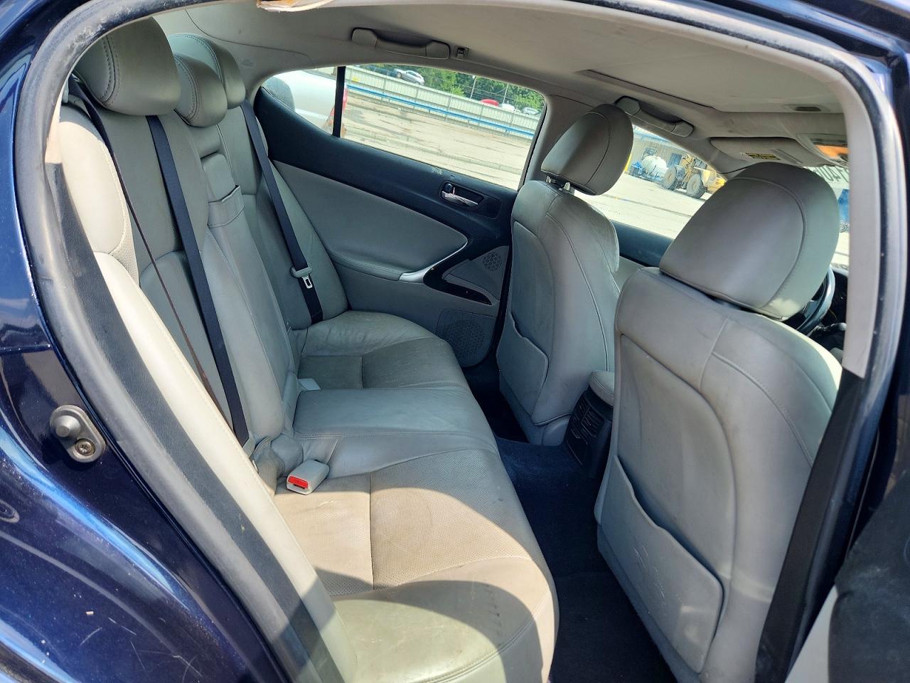 2006 LEXUS IS