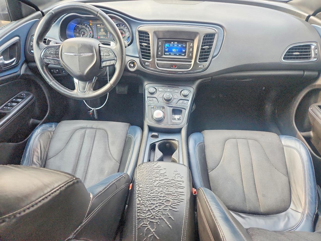 2015 CHRYSLER 200