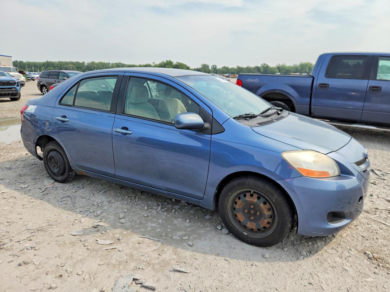 2008 TOYOTA YARIS