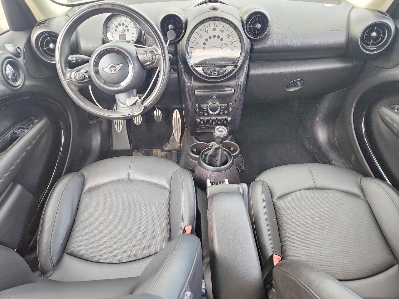 2013 MINI COOPER