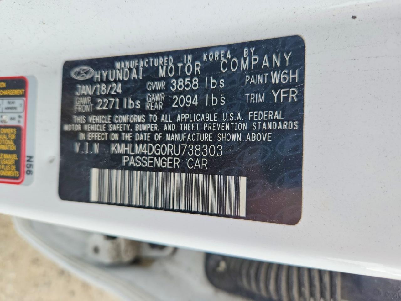 2024 HYUNDAI ELANTRA