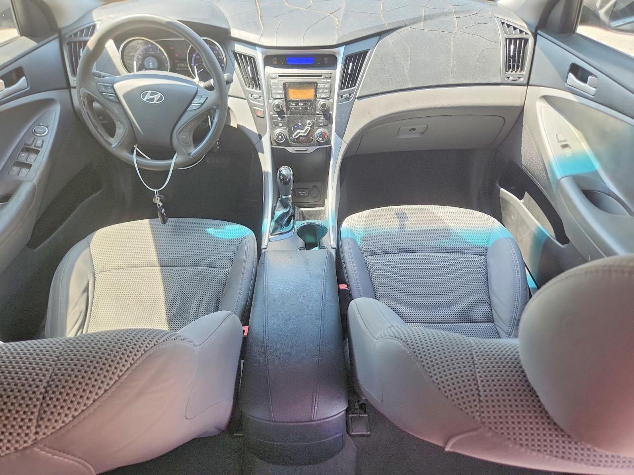 2011 HYUNDAI SONATA