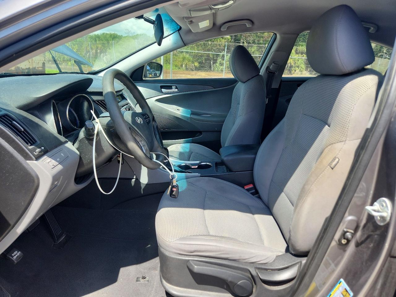 2011 HYUNDAI SONATA