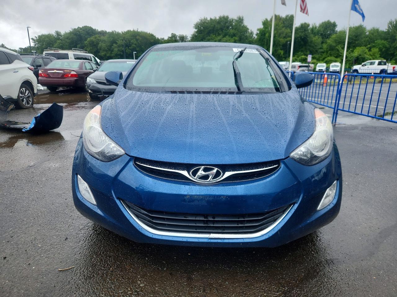 2013 HYUNDAI ELANTRA