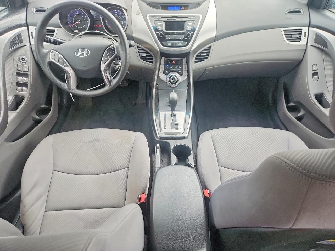2013 HYUNDAI ELANTRA