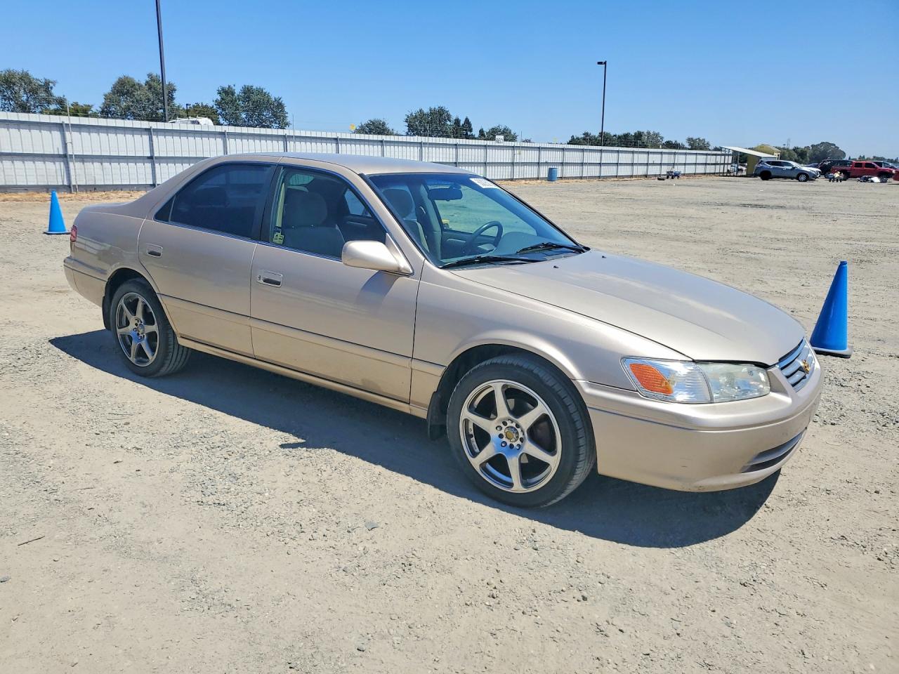 2000 TOYOTA CAMRY