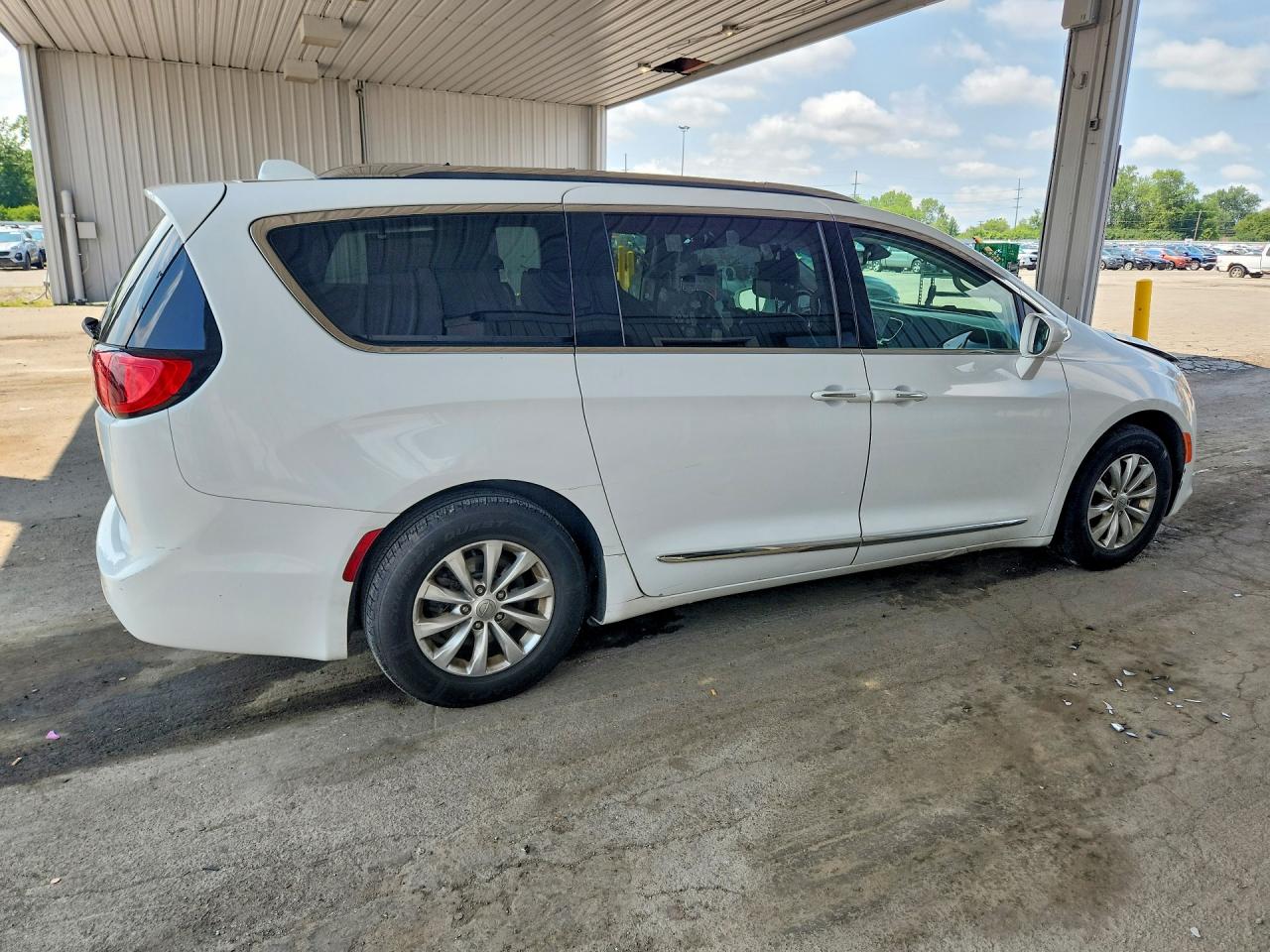 2019 CHRYSLER PACIFICA