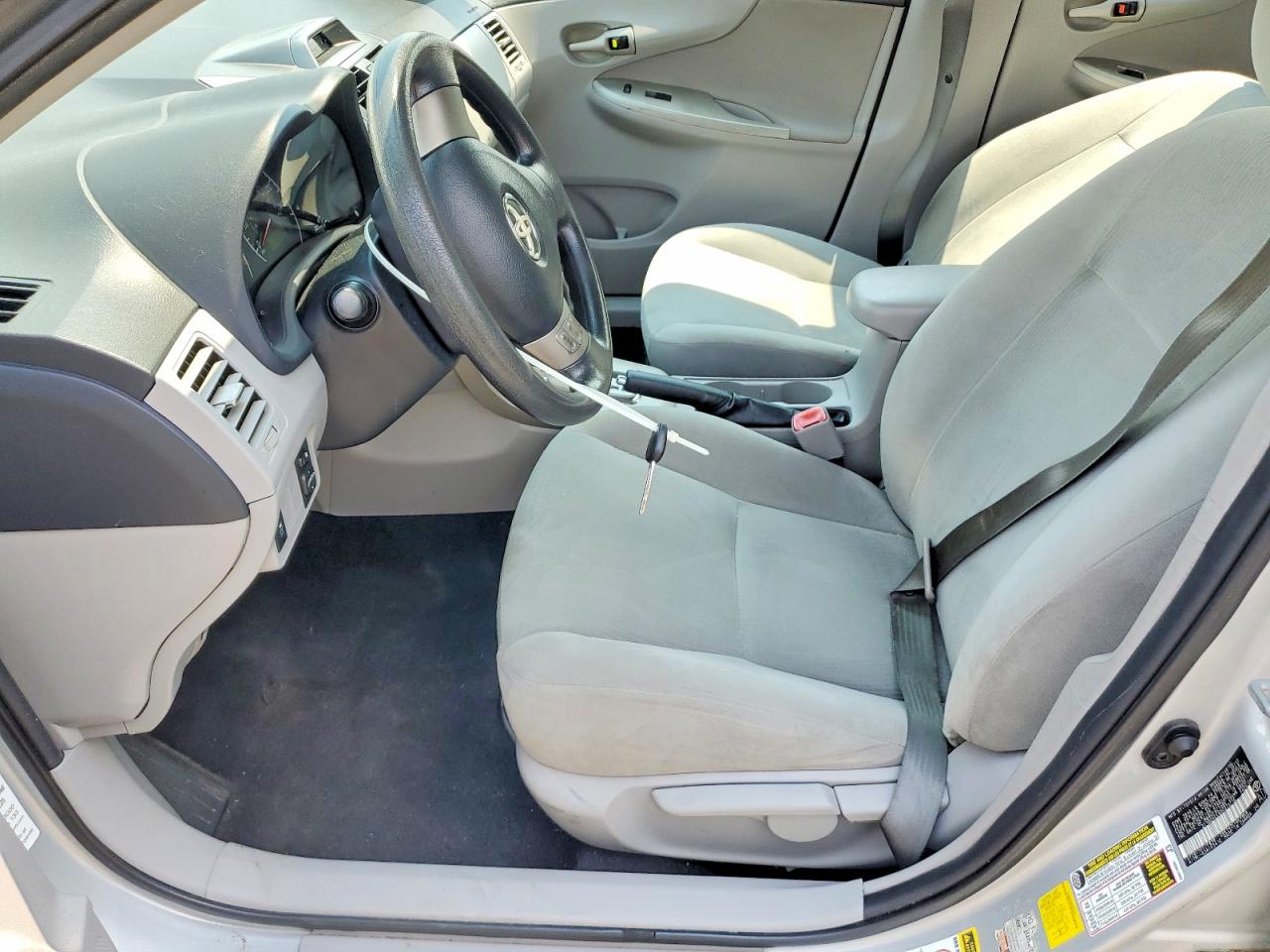 2013 TOYOTA COROLLA