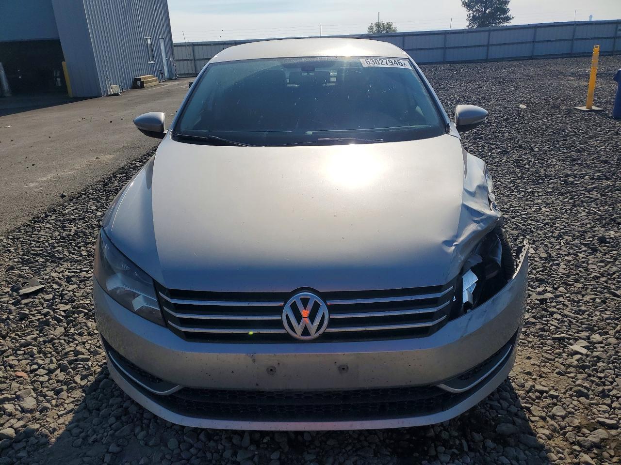 2012 VOLKSWAGEN PASSAT