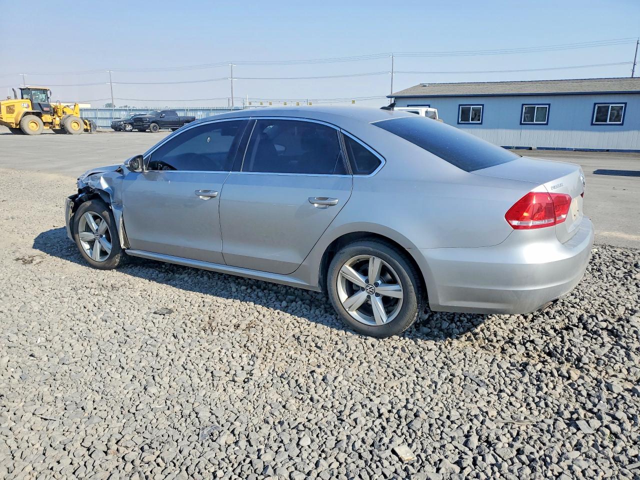 2012 VOLKSWAGEN PASSAT