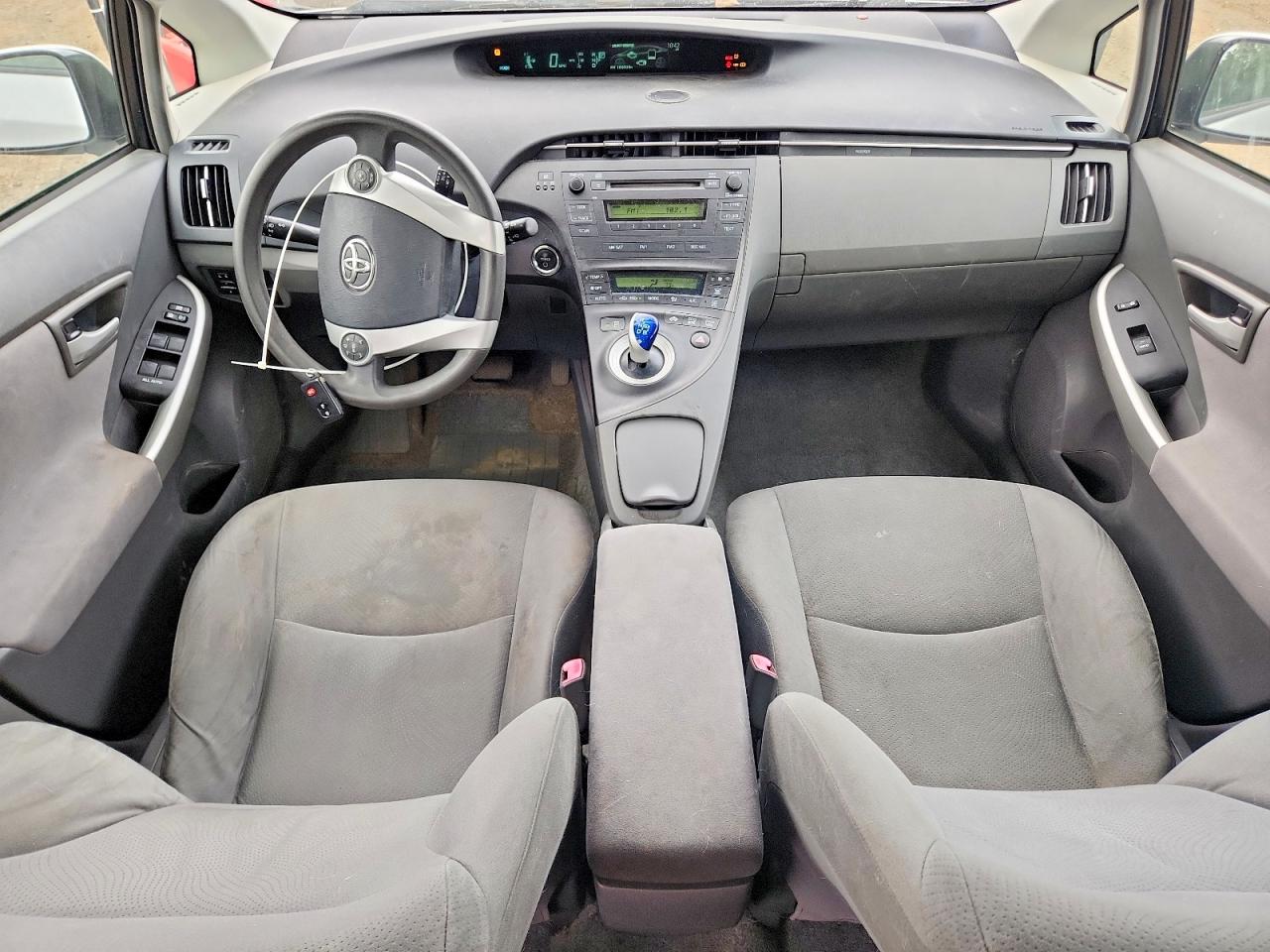 2010 TOYOTA PRIUS