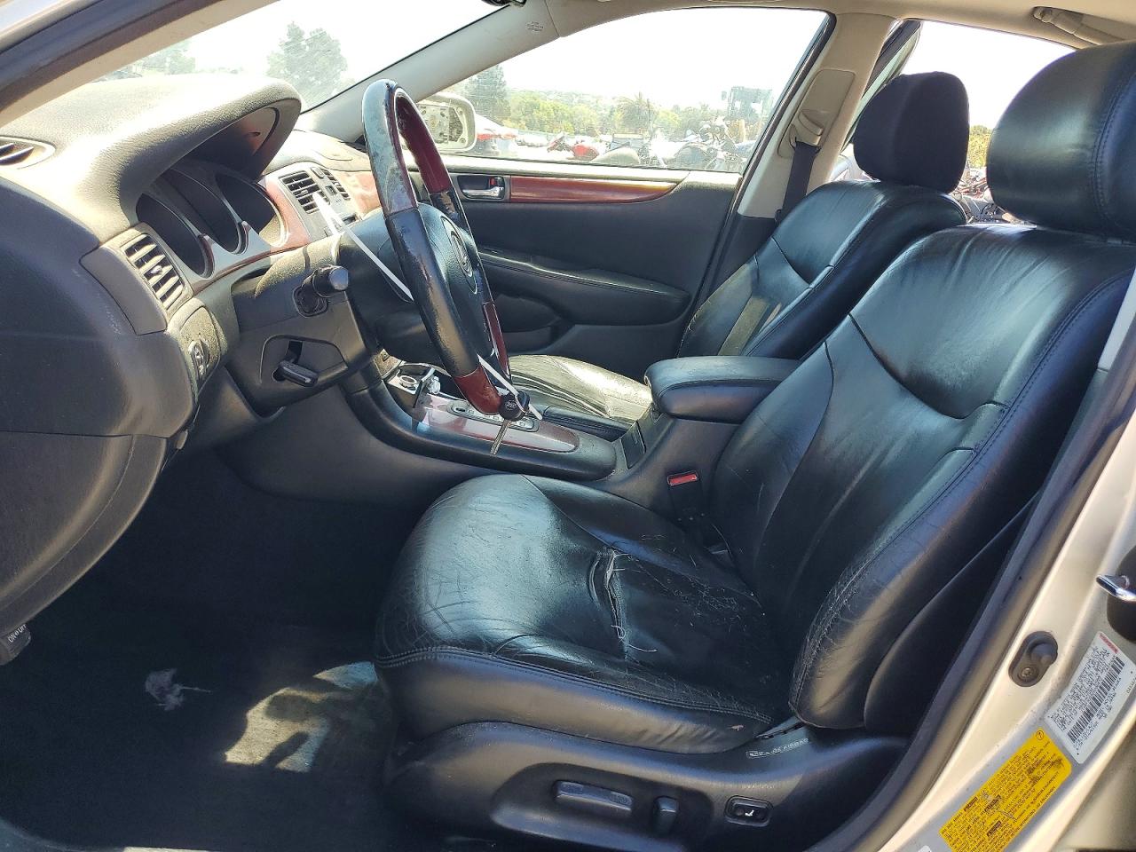 2002 LEXUS ES300