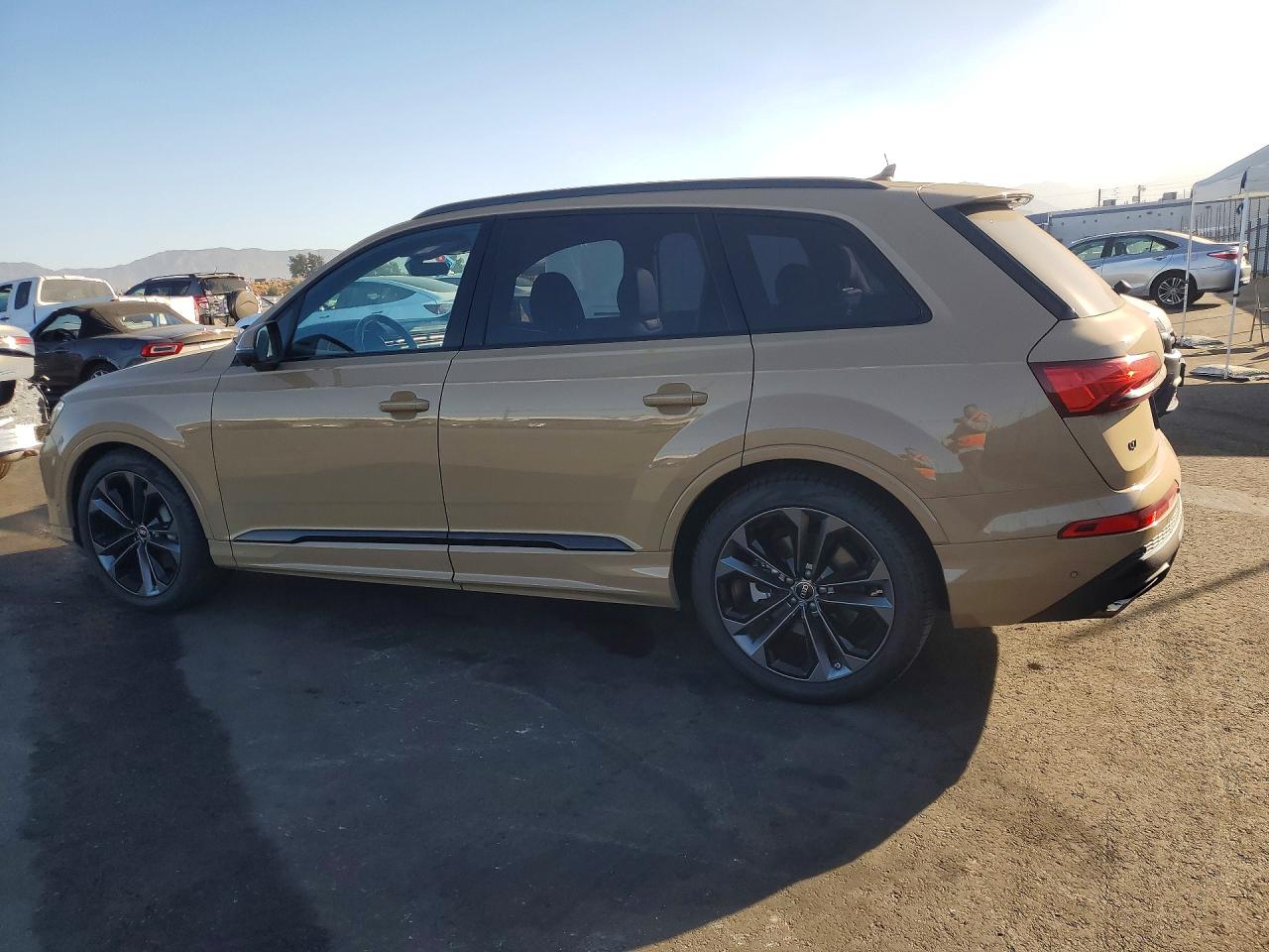 2025 AUDI Q7