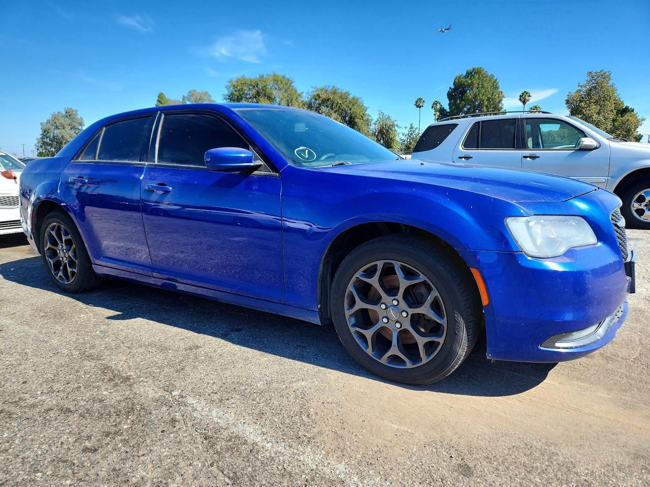 2019 CHRYSLER 300