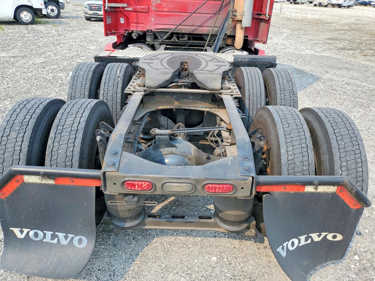 2007 VOLVO VN