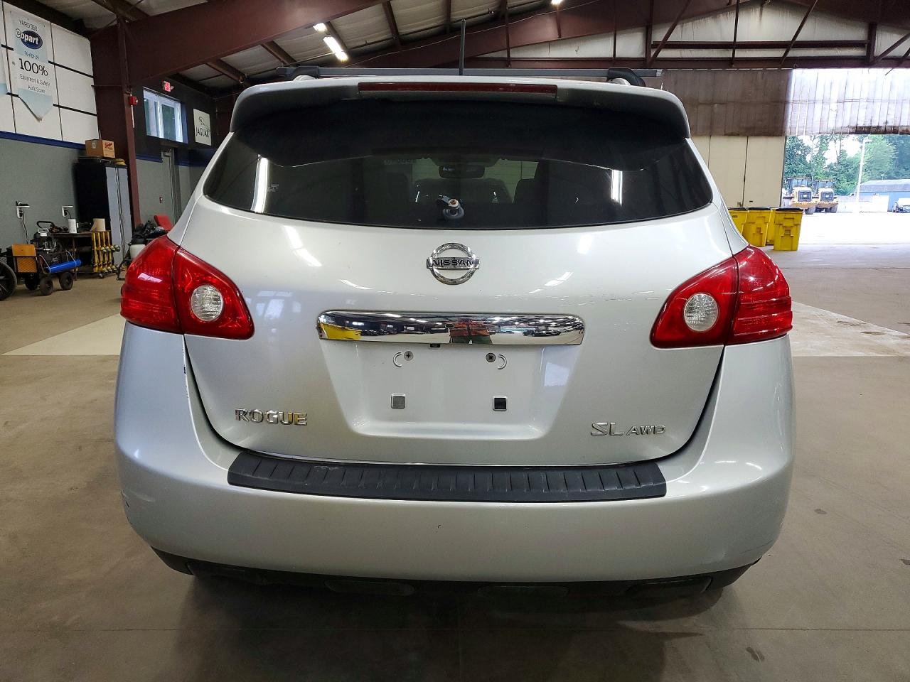 2011 NISSAN ROGUE