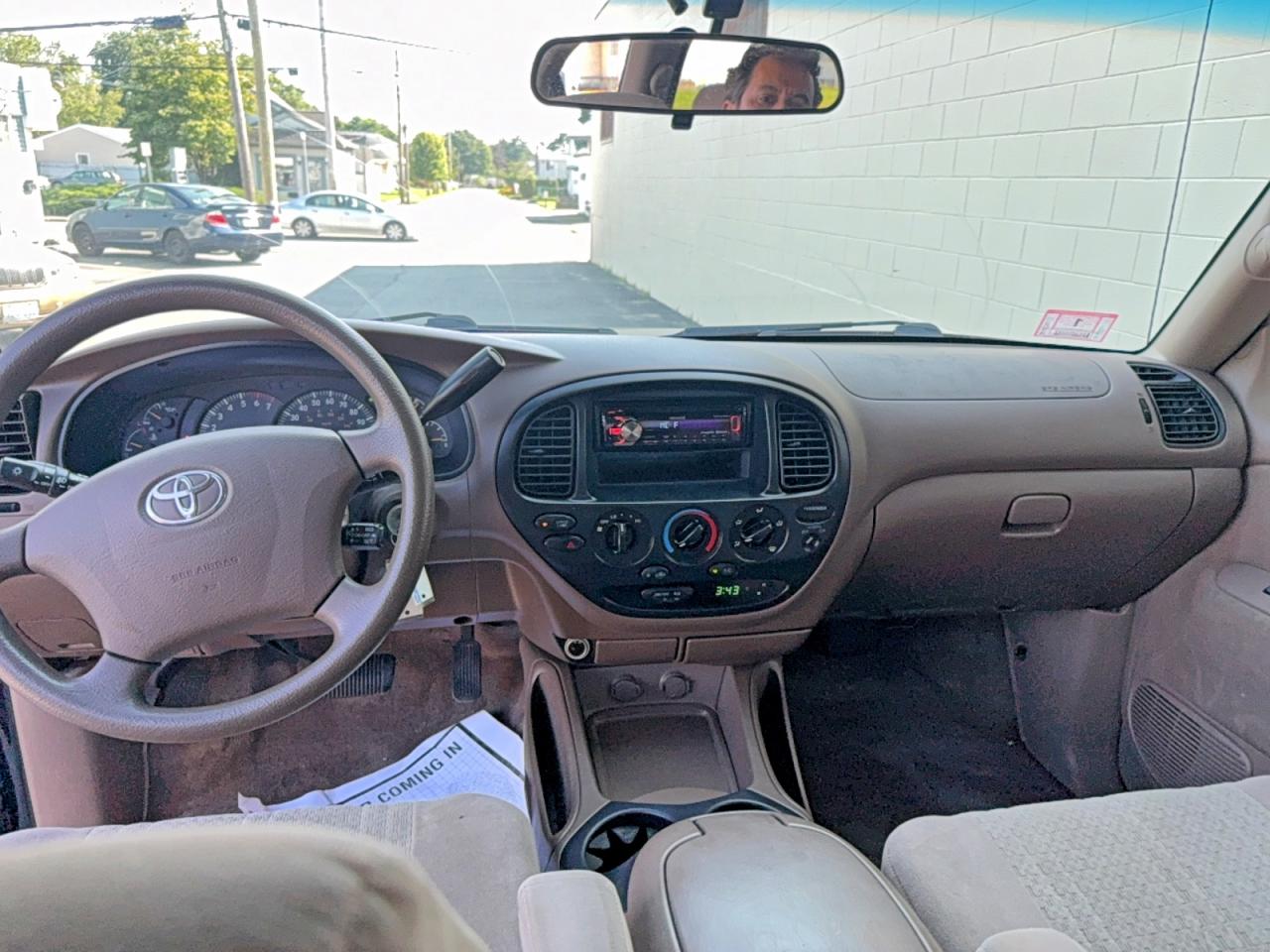 2004 TOYOTA TUNDRA