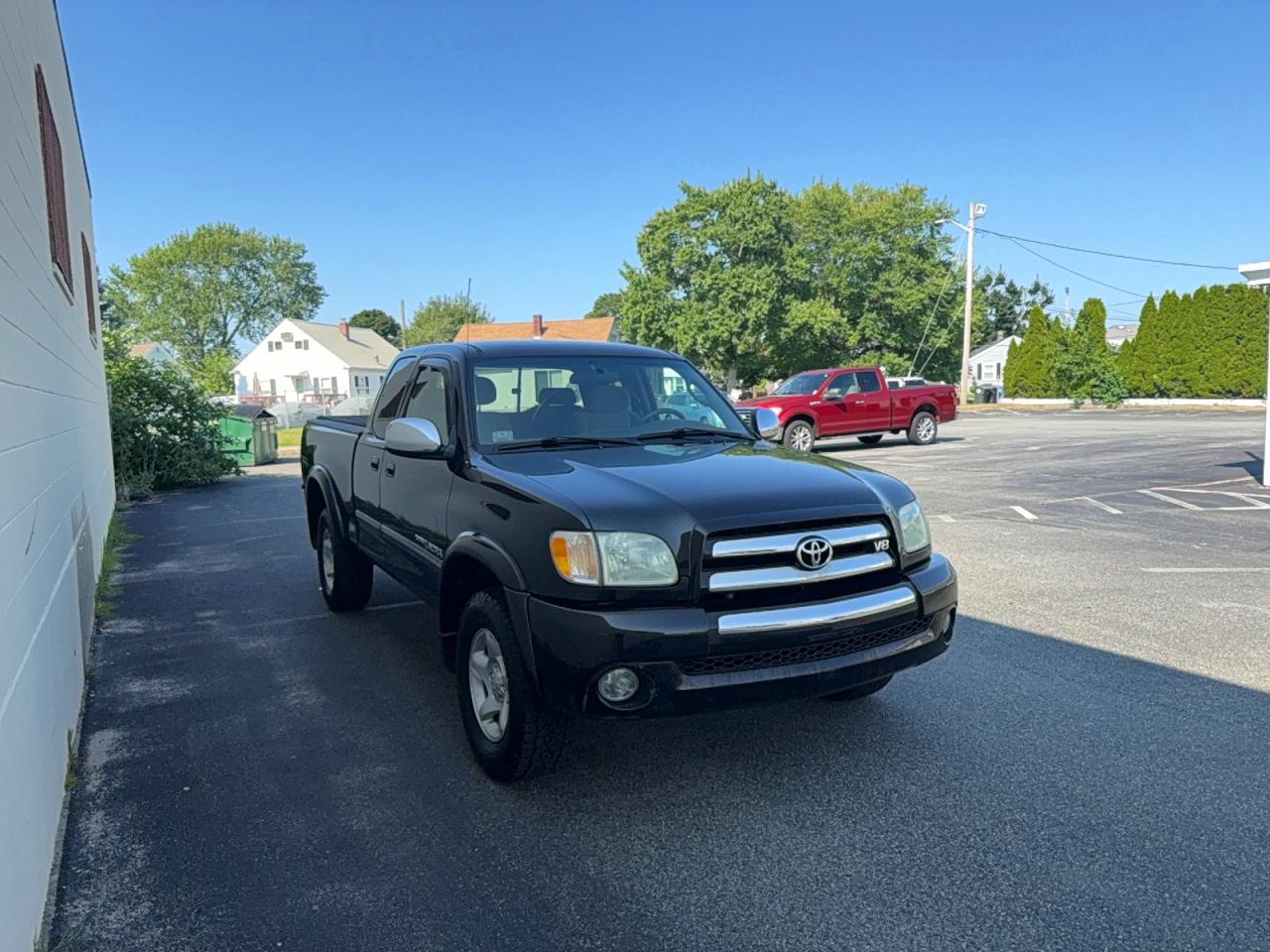 2004 TOYOTA TUNDRA