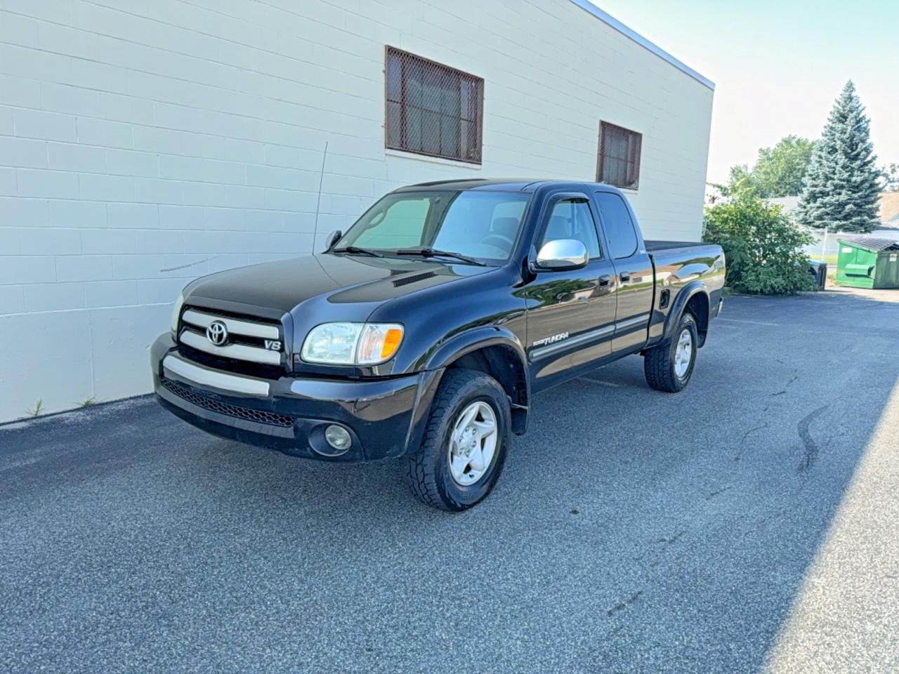 2004 TOYOTA TUNDRA