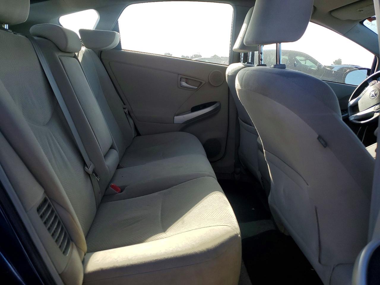 2010 TOYOTA PRIUS