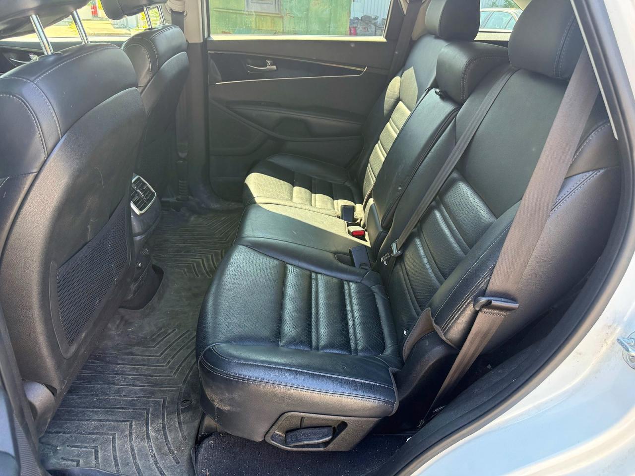 2017 KIA SORENTO
