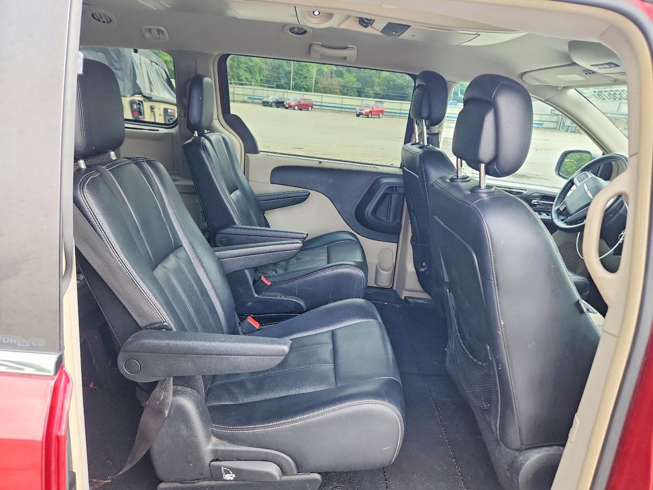 2012 CHRYSLER MINIVAN