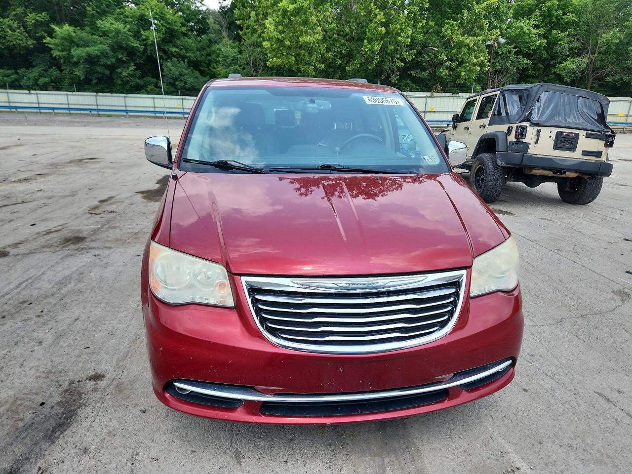2012 CHRYSLER MINIVAN