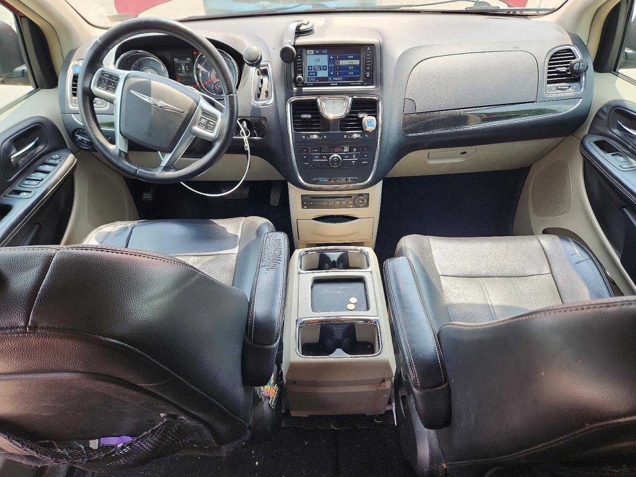 2012 CHRYSLER MINIVAN