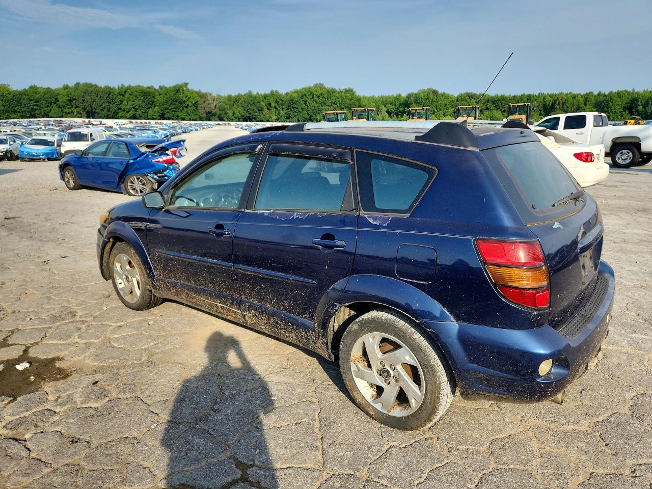 2004 PONTIAC VIBE