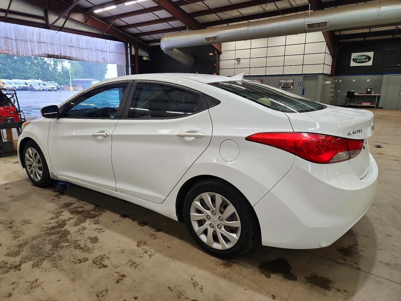 2012 HYUNDAI ELANTRA